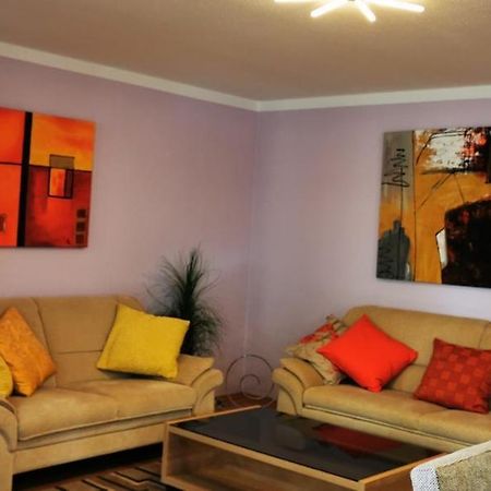 Tolle, gemütliche, voll möblierte 3 Zimmer Wohnung. Baden-Baden Exterior foto