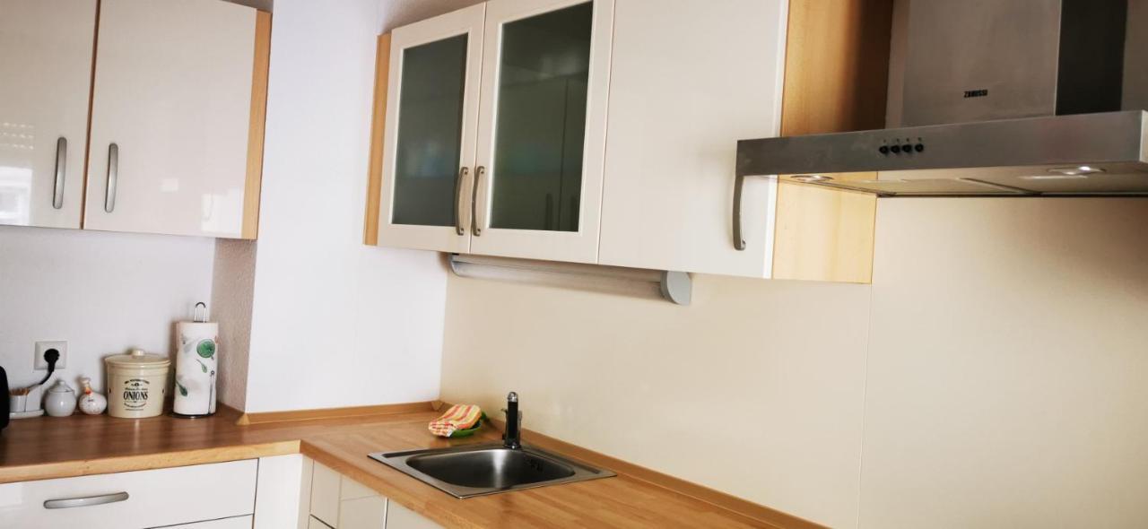 Tolle, gemütliche, voll möblierte 3 Zimmer Wohnung. Baden-Baden Exterior foto